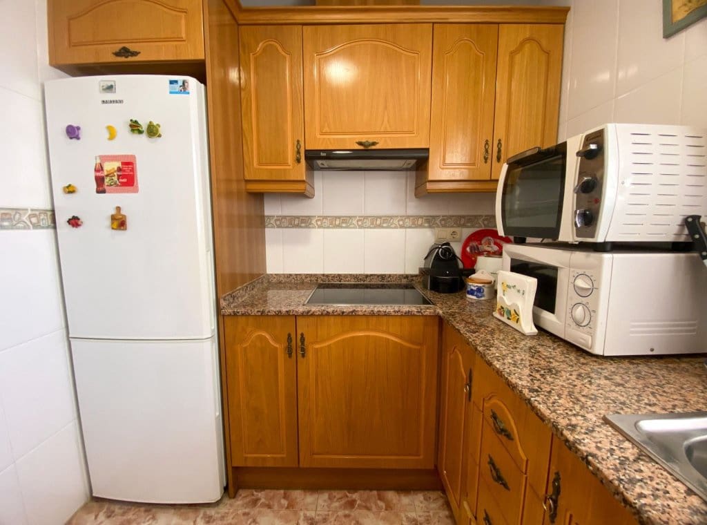2 sovrum Hus att hyra i Torrevieja med garage - 800 € (Ref: 9317023)