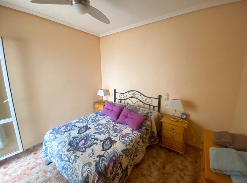 2 sovrum Hus att hyra i Torrevieja med garage - 800 € (Ref: 9317023)