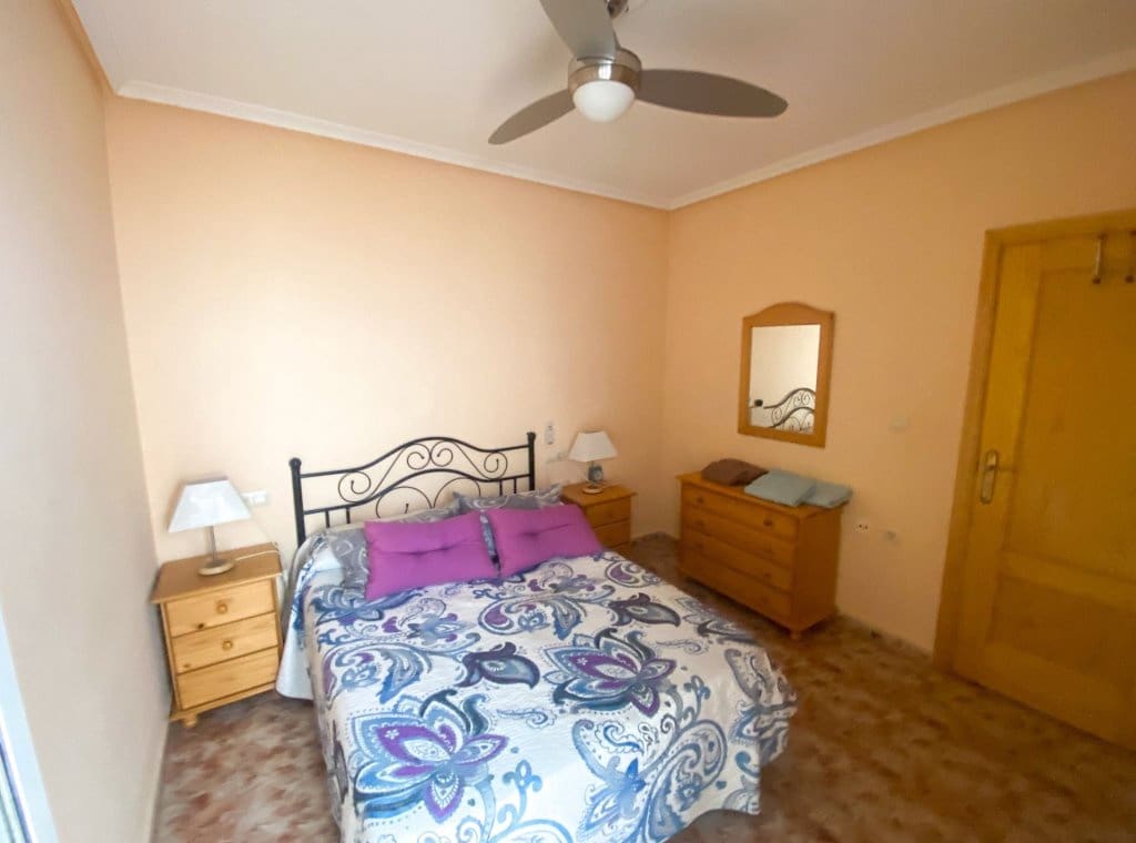 2 sovrum Hus att hyra i Torrevieja med garage - 800 € (Ref: 9317023)