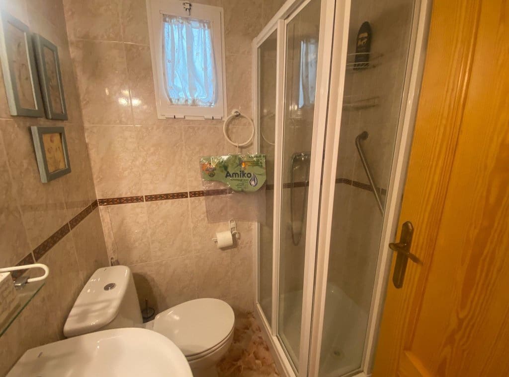 2 sovrum Hus att hyra i Torrevieja med garage - 800 € (Ref: 9317023)