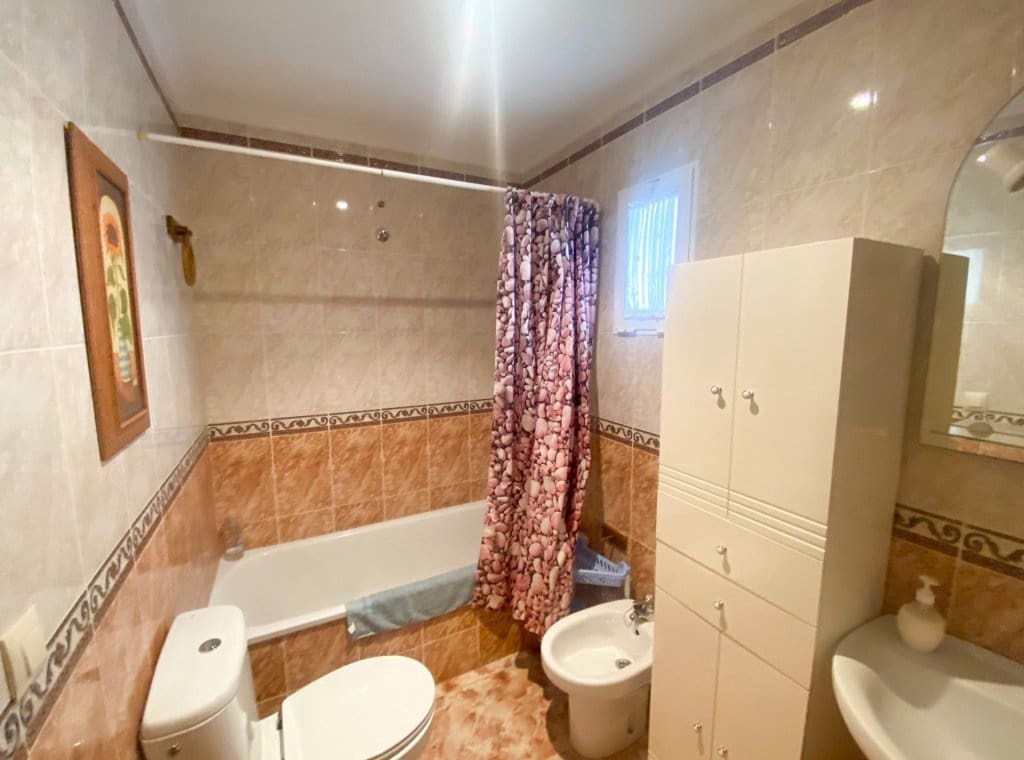 2 sovrum Hus att hyra i Torrevieja med garage - 800 € (Ref: 9317023)