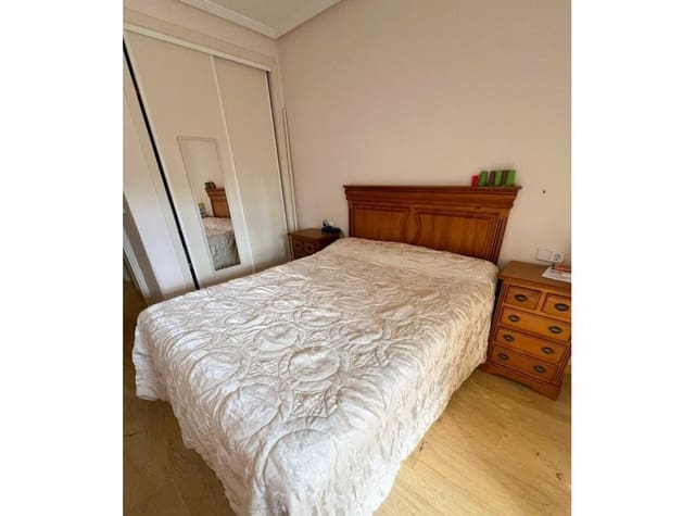 2 bedroom Apartment for rent in Dehesa de Campoamor, Orihuela with pool garage - € 1,000 (Ref: 9317024)