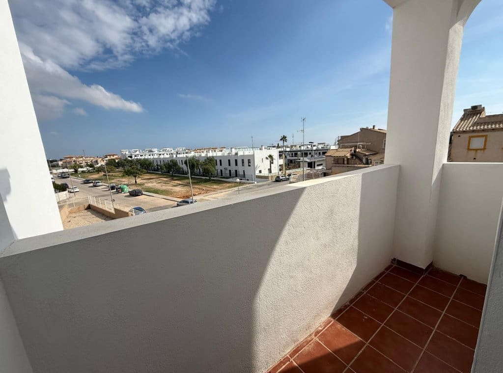 2 Zimmer Penthouse zu vermieten in Orihuela Costa mit Pool Garage - 900 € (Ref: 9320007)