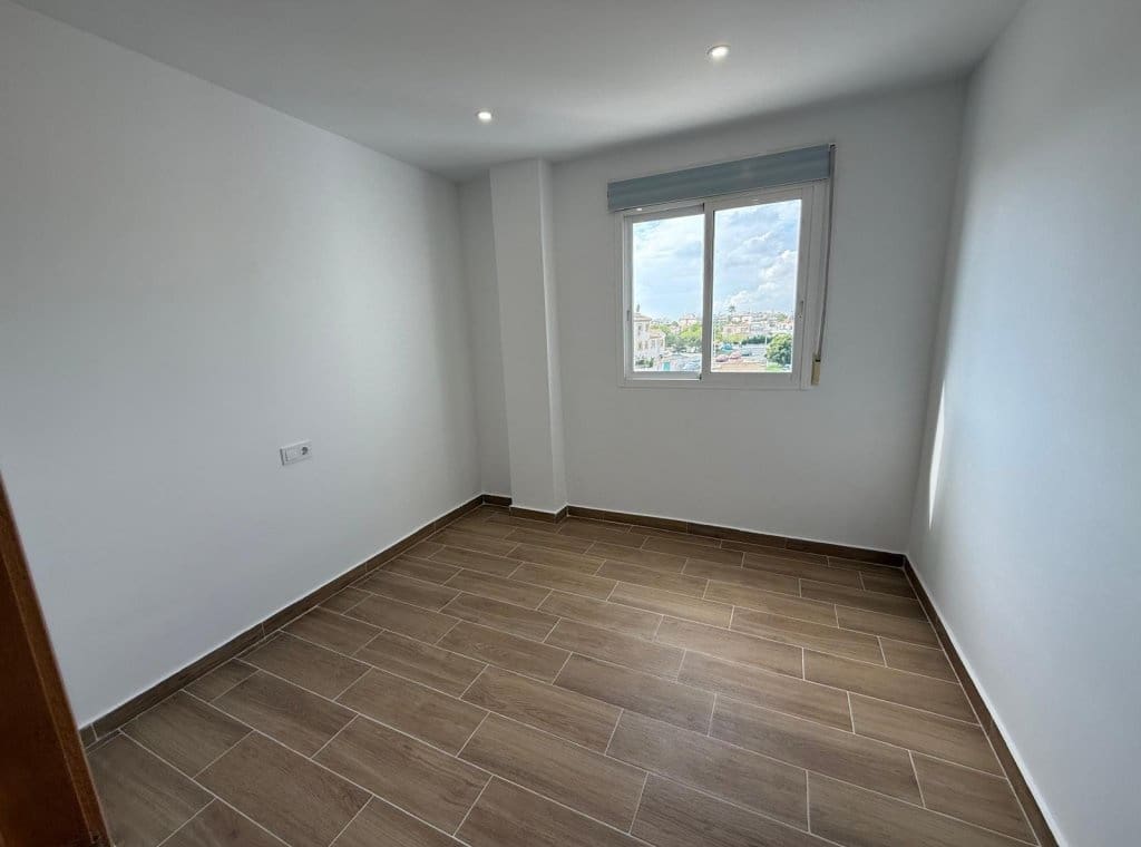 2 slaapkamer Penthouse te koop in Orihuela Costa met zwembad garage - € 195.000 (Ref: 9325783)