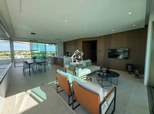 3 soveværelse Penthouse til leje i Las Colinas Golf, Orihuela med swimmingpool garage - € 3.750 (Ref: 9329941)
