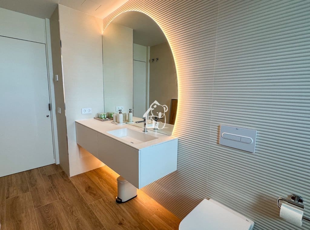 3 soveværelse Penthouse til leje i Orihuela Costa med swimmingpool garage - € 3.750 (Ref: 9329941)