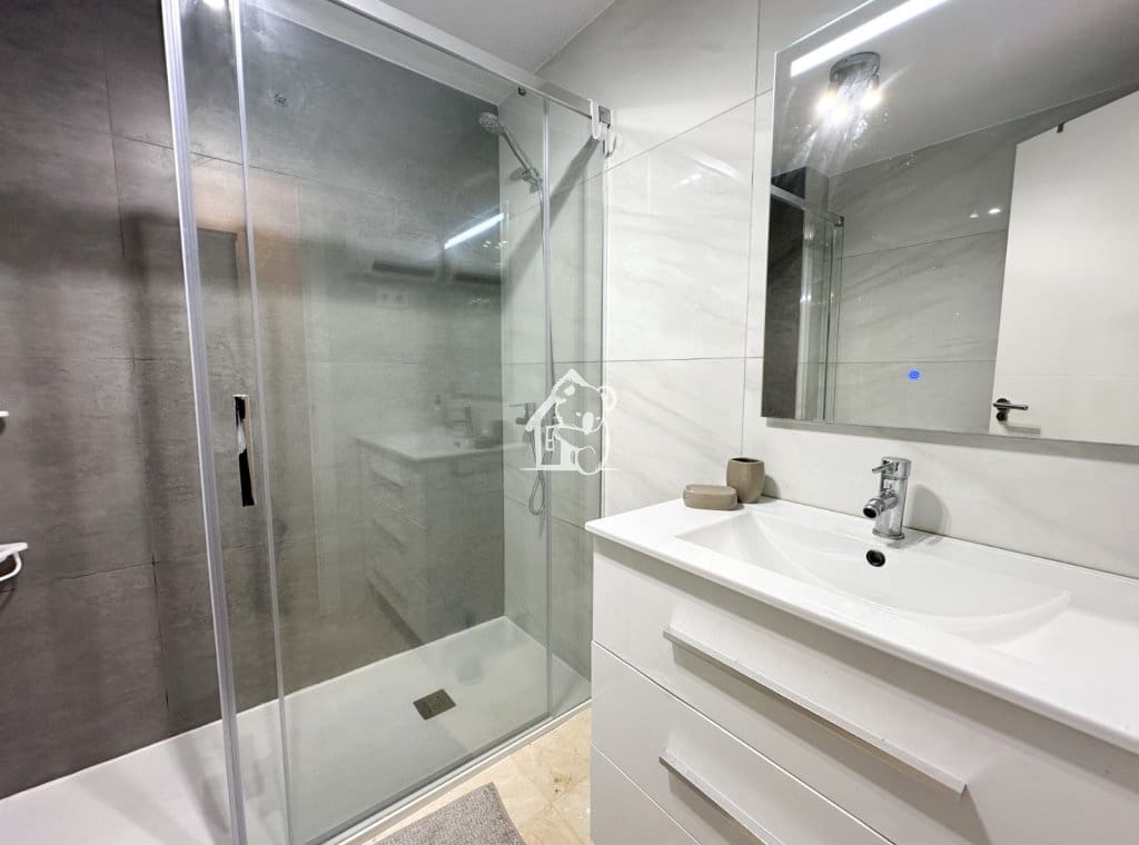 3 sovrum Lägenhet att hyra i Torrevieja - 1 300 € (Ref: 9329944)