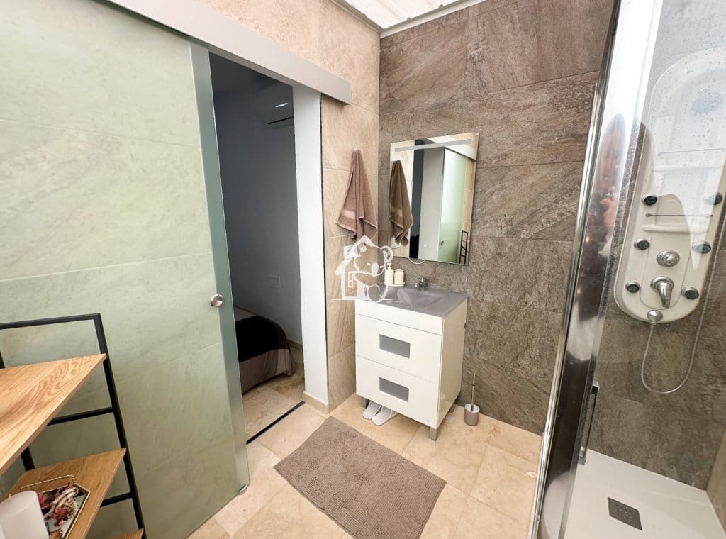 3 sovrum Lägenhet att hyra i Torrevieja - 1 300 € (Ref: 9329944)