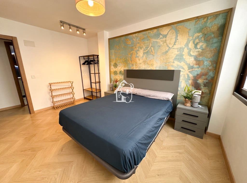 3 makuuhuone Ranta-asunto vuokrattavana paikassa Torrevieja - 950 € (Ref: 9334218)