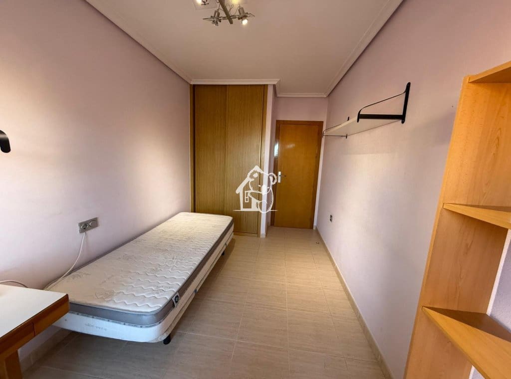 Penthouse de 3 chambres à louer à Pilar de la Horadada - 800 € (Ref: 9337318)
