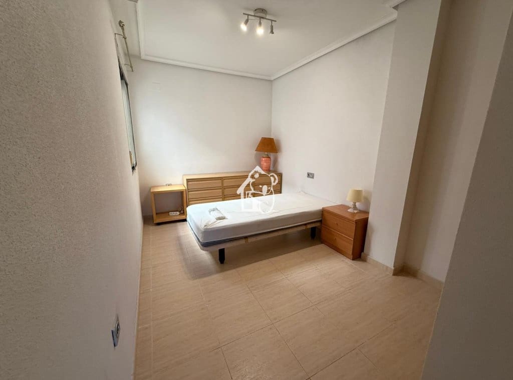 Penthouse de 3 chambres à louer à Pilar de la Horadada - 800 € (Ref: 9337318)