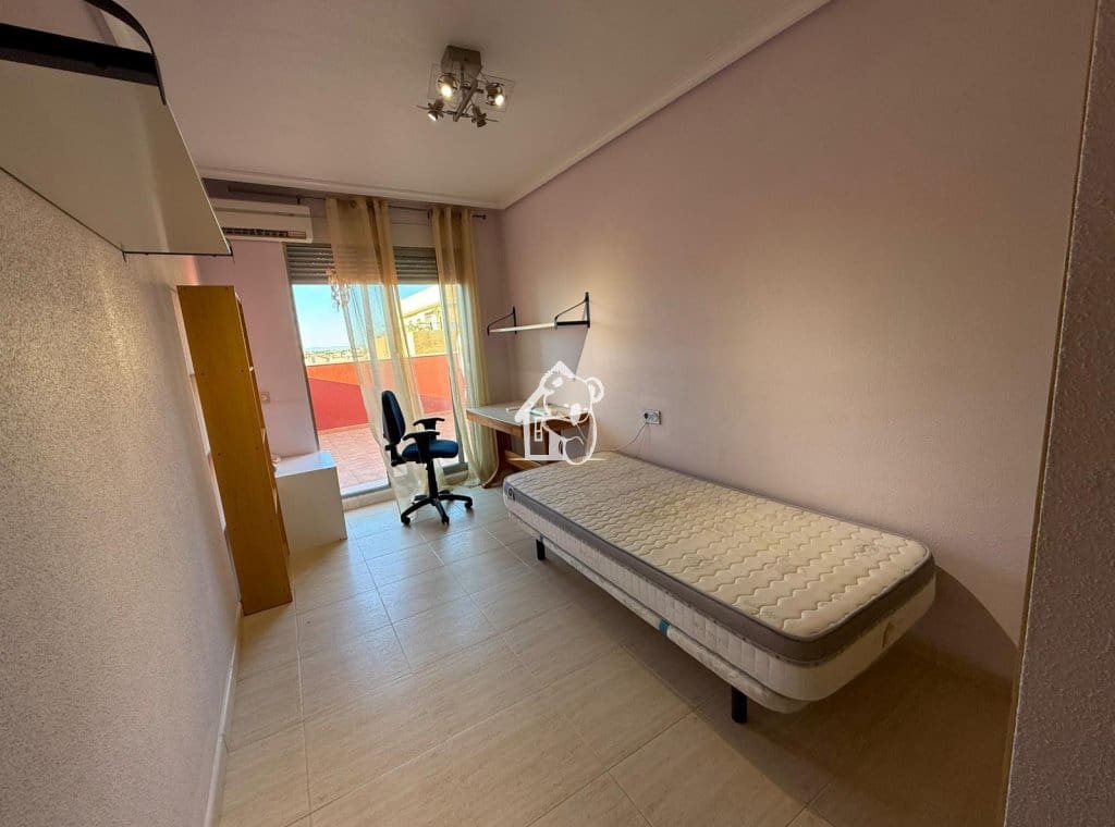 Penthouse de 3 chambres à louer à Pilar de la Horadada - 800 € (Ref: 9337318)