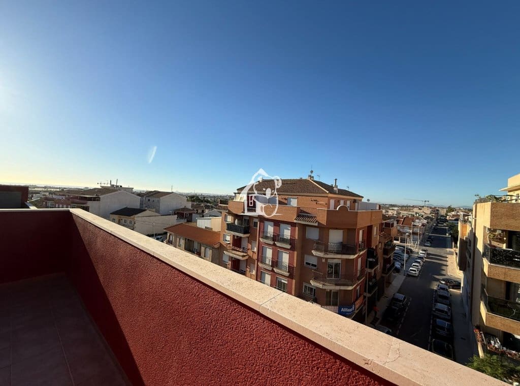 Penthouse de 3 chambres à louer à Pilar de la Horadada - 800 € (Ref: 9337318)