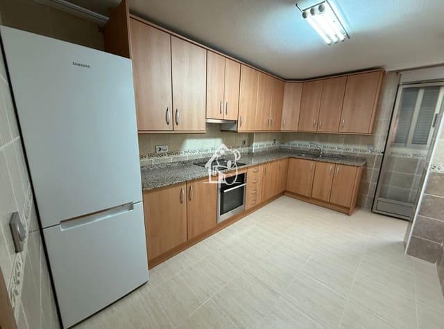 Penthouse de 3 chambres à louer à Pilar de la Horadada ciudad, Pilar de la Horadada - 800 € (Ref: 9337318)