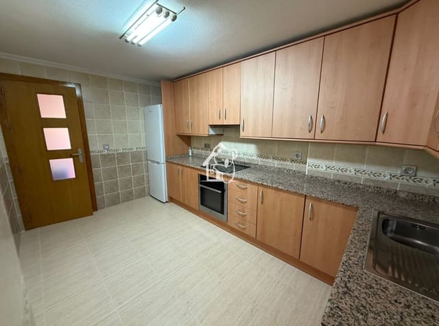 Penthouse de 3 chambres à louer à Pilar de la Horadada ciudad, Pilar de la Horadada - 800 € (Ref: 9337318)
