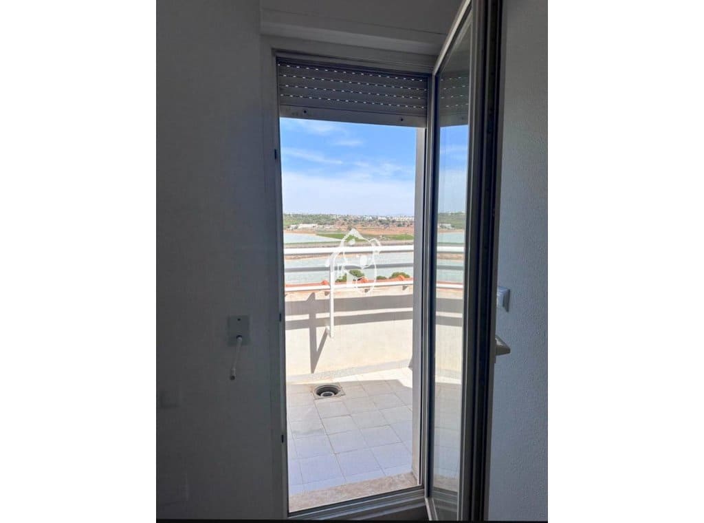 4 makuuhuone Kattohuoneisto vuokrattavana paikassa Orihuela Costa mukana uima-altaan - 1 300 € (Ref: 9346604)