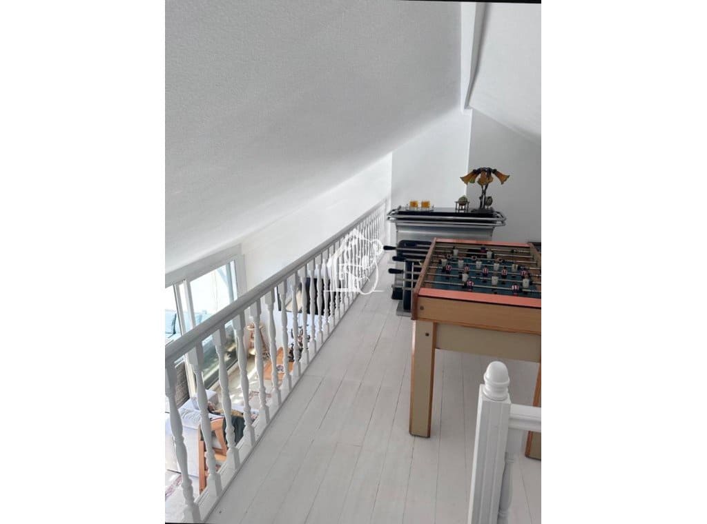 4 makuuhuone Kattohuoneisto vuokrattavana paikassa Orihuela Costa mukana uima-altaan - 1 300 € (Ref: 9346604)