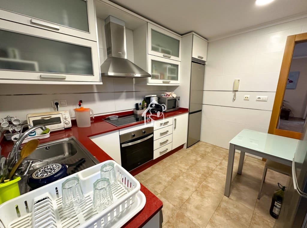 4 bedroom Villa for rent in Torre de la Horadada with garage - € 1,000 (Ref: 9346605)