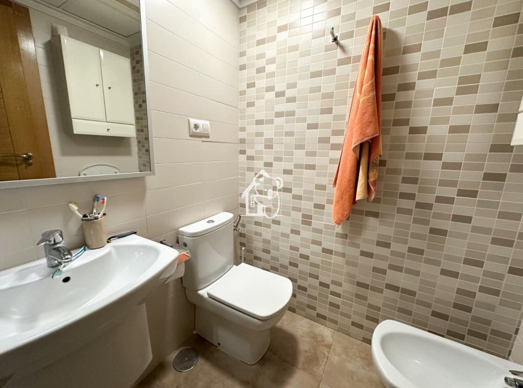 4 bedroom Villa for rent in Torre de la Horadada with garage - € 1,000 (Ref: 9346605)