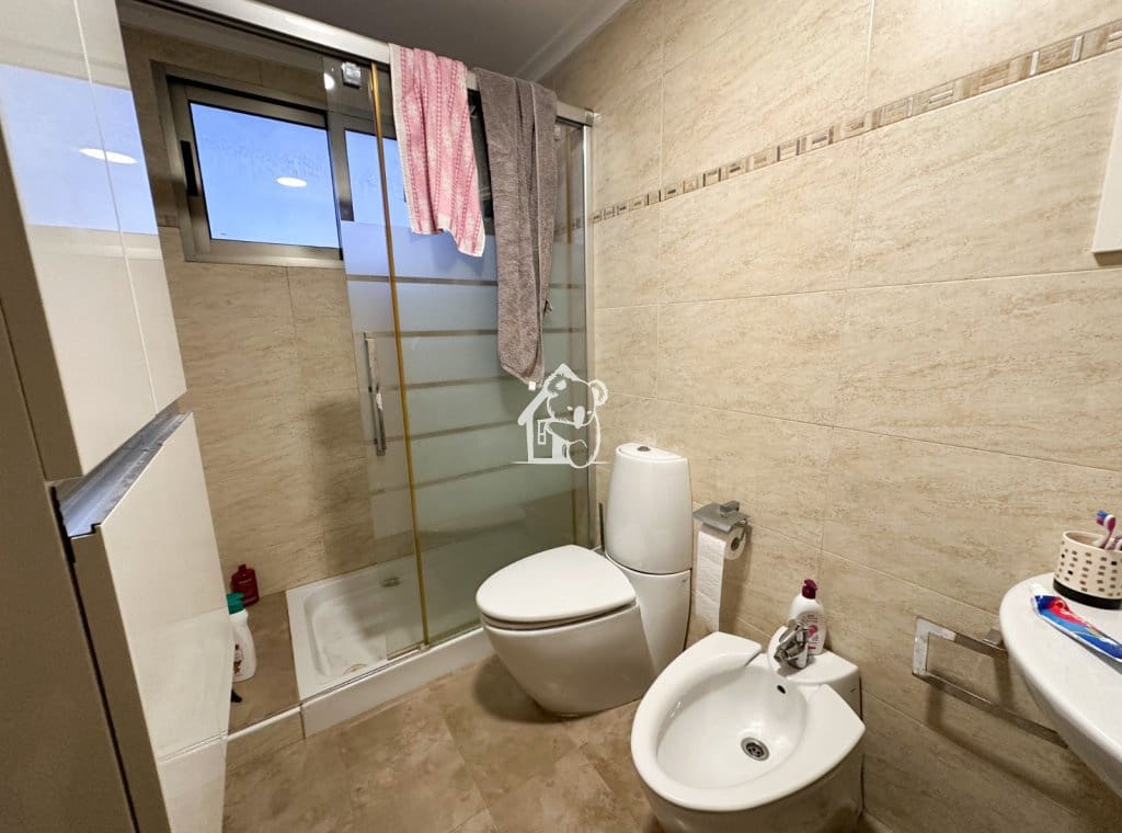 4 bedroom Villa for rent in Torre de la Horadada with garage - € 1,000 (Ref: 9346605)