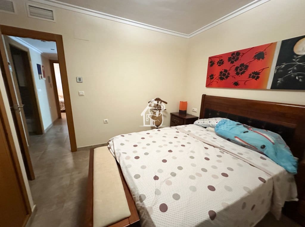 4 bedroom Villa for rent in Torre de la Horadada with garage - € 1,000 (Ref: 9346605)