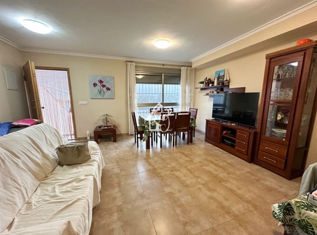 4 bedroom Villa for rent in Torre de la Horadada, Pilar de la Horadada with garage - € 1,000 (Ref: 9346605)