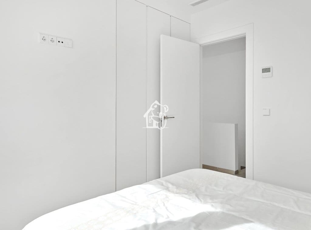 3 slaapkamer Villa te koop in Los Montesinos met zwembad - € 439.000 (Ref: 9355335)