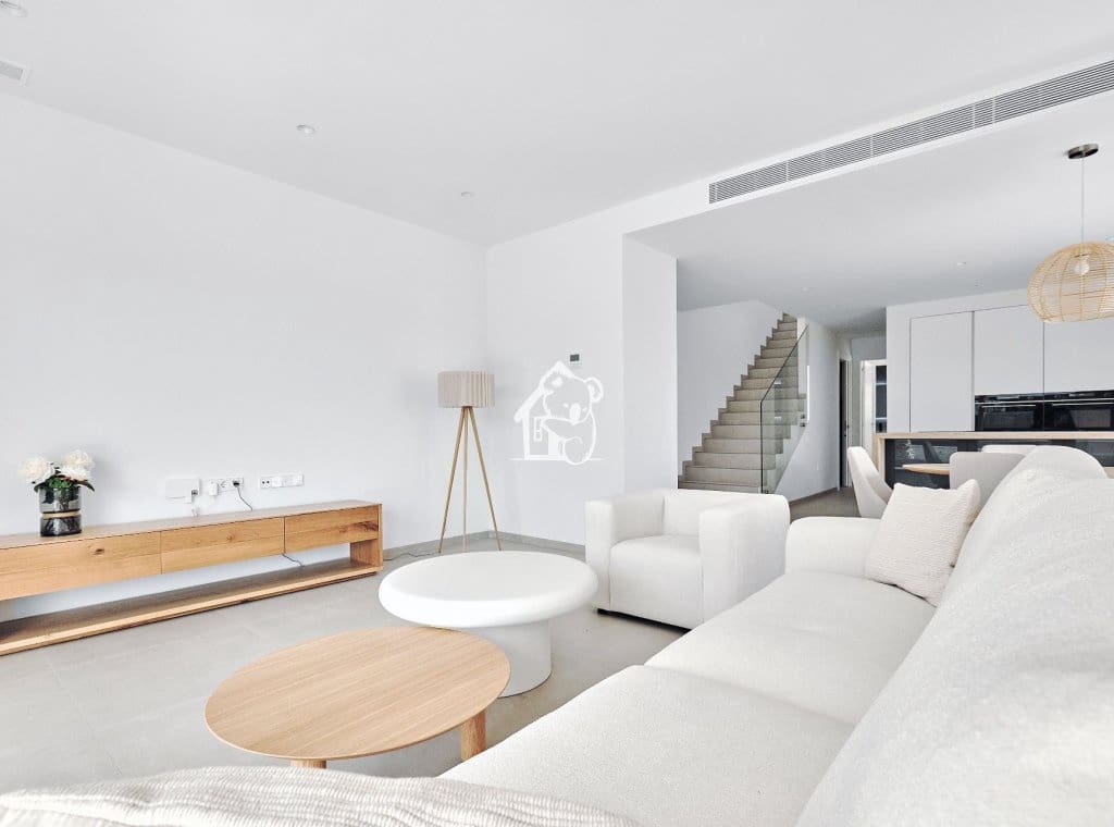 3 slaapkamer Villa te koop in Los Montesinos met zwembad - € 439.000 (Ref: 9355335)