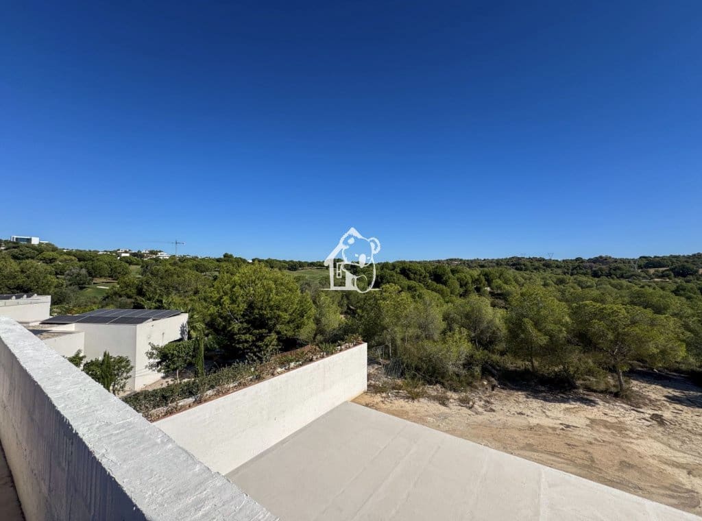 5 bedroom Villa for sale in Dehesa de Campoamor with pool - € 2,950,000 (Ref: 9357003)