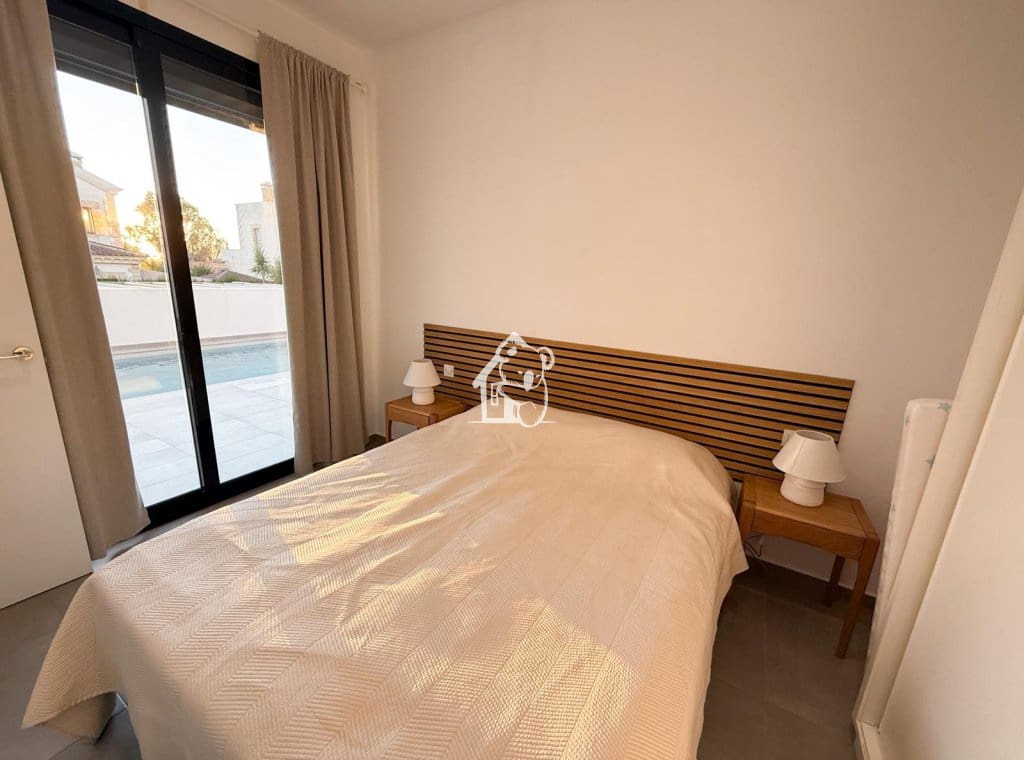 3 camera da letto Villa da affittare in La Marina con piscina - 2.500 € (Rif: 9361009)