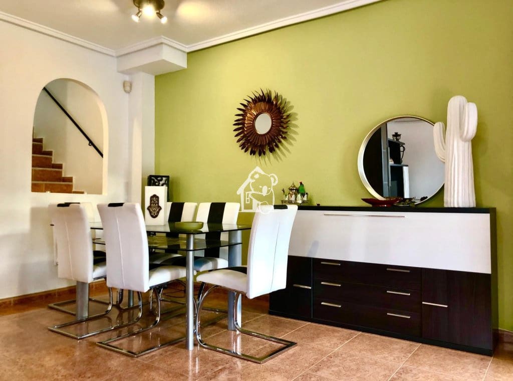 3 slaapkamer Villa te huur in Los Altos - € 1.100 (Ref: 9361010)