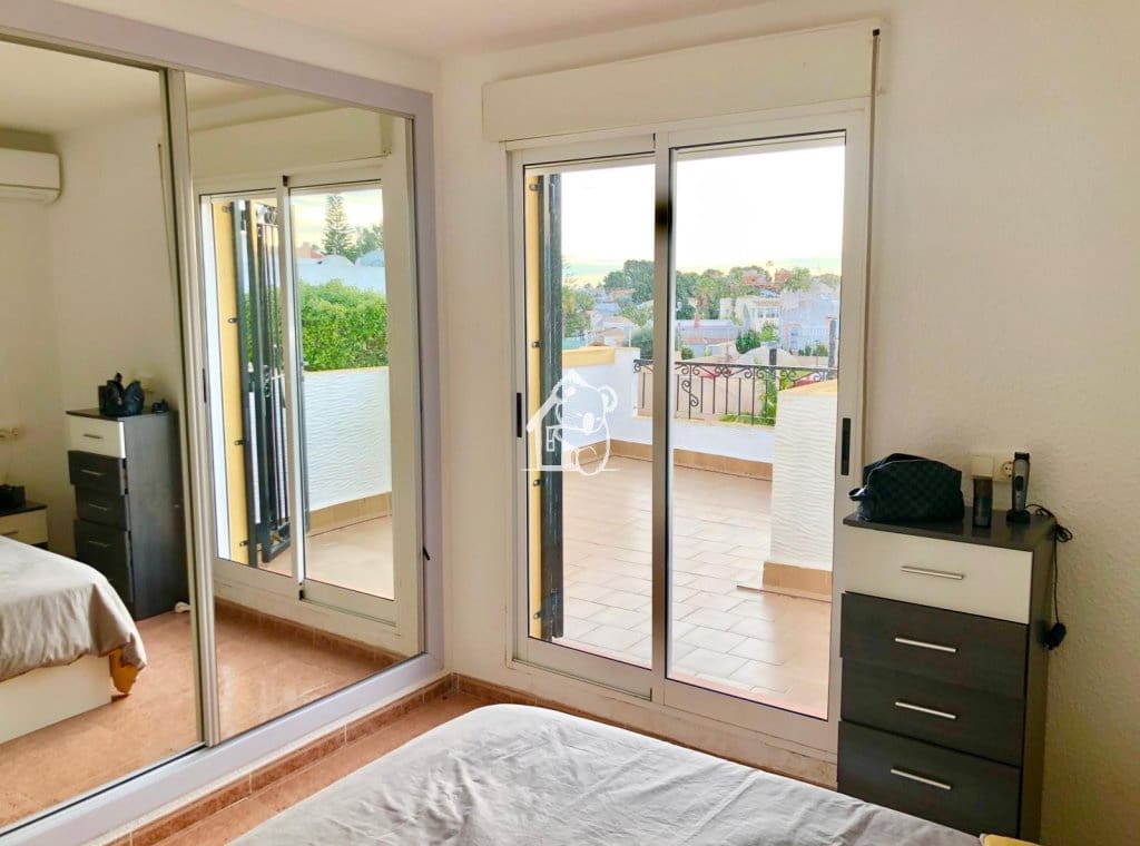 3 slaapkamer Villa te huur in Los Altos - € 1.100 (Ref: 9361010)