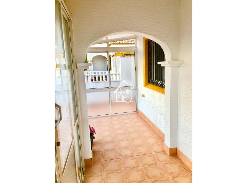 3 slaapkamer Villa te huur in Los Altos - € 1.100 (Ref: 9361010)