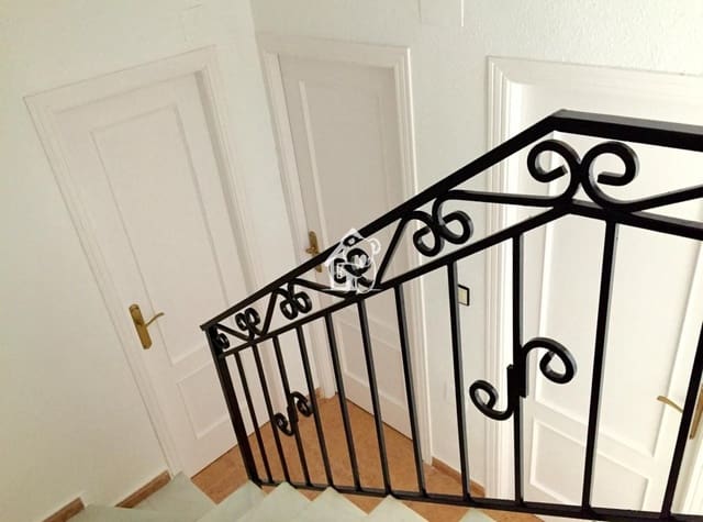 3 bedroom Villa for rent in Los Altos - € 1,100 (Ref: 9361010)