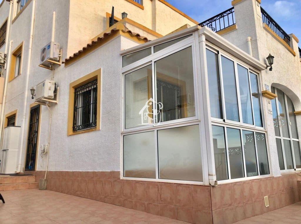 3 slaapkamer Villa te huur in Los Altos - € 1.100 (Ref: 9361010)