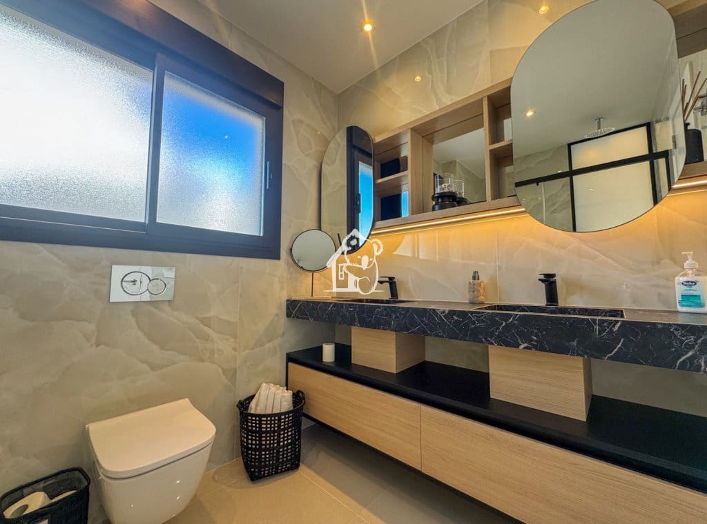 3 soveværelse Byhus til salg i Ciudad Quesada med swimmingpool - € 869.000 (Ref: 9374676)