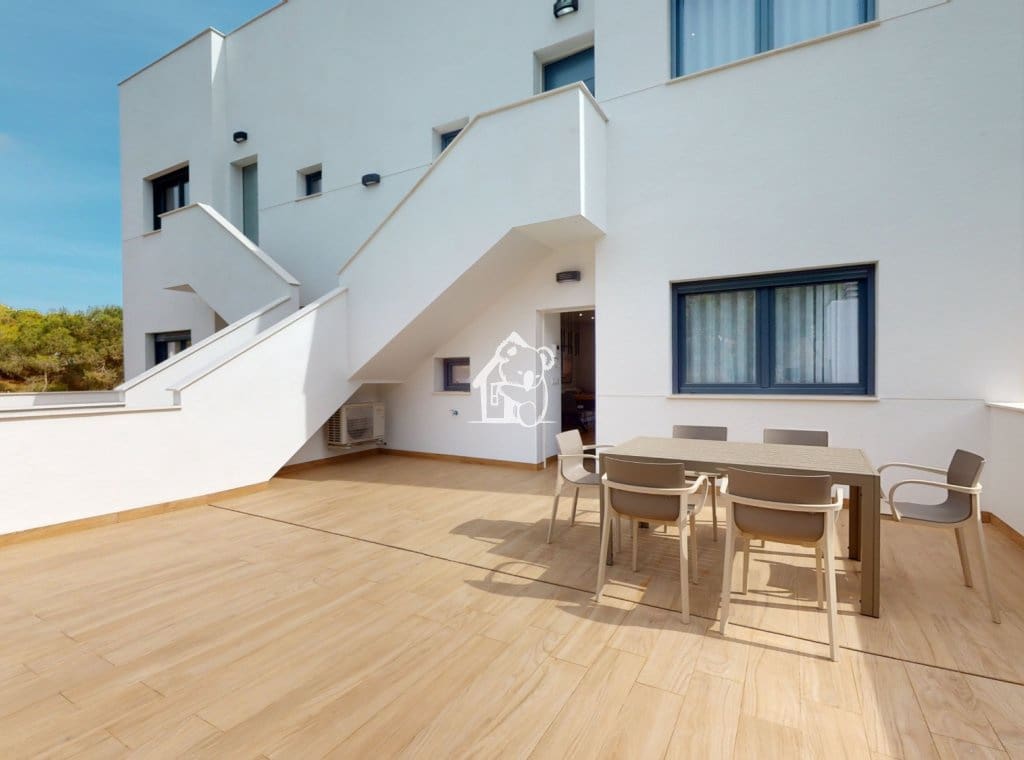 2 soveværelse Bungalow til salg i Torrevieja med swimmingpool - € 269.900 (Ref: 9374677)