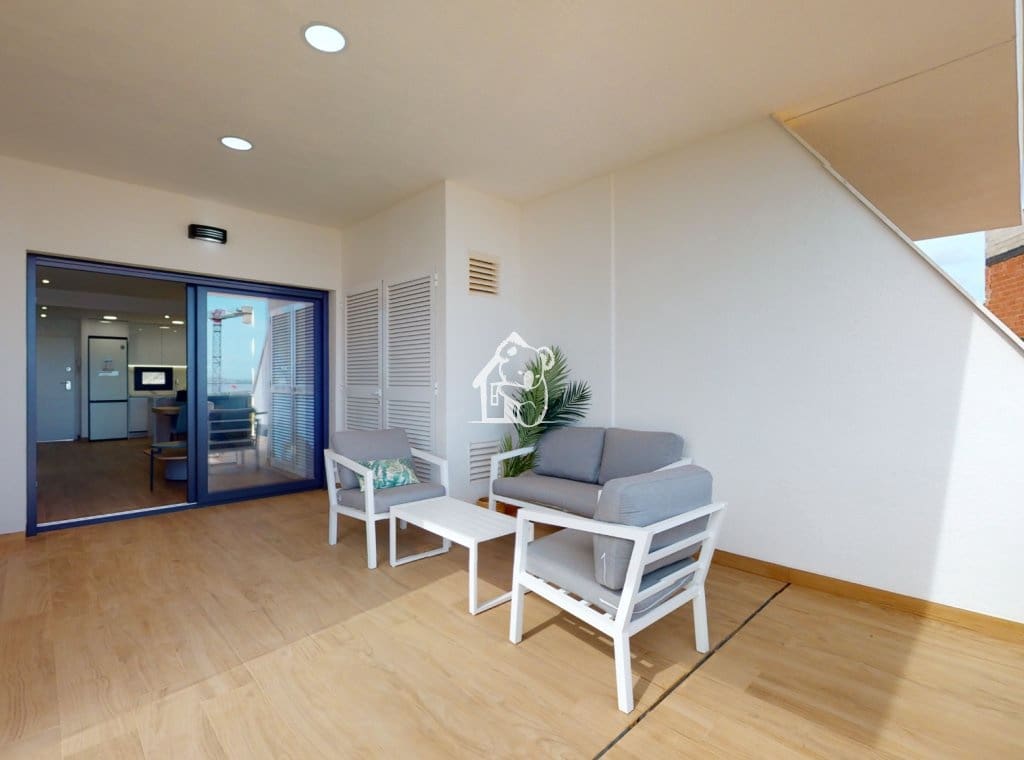 2 soveværelse Bungalow til salg i Torrevieja med swimmingpool - € 269.900 (Ref: 9374677)