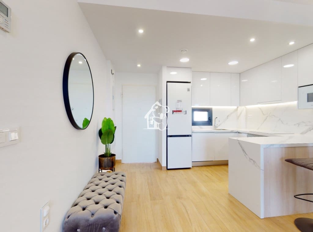 2 soveværelse Bungalow til salg i Torrevieja med swimmingpool - € 269.900 (Ref: 9374677)