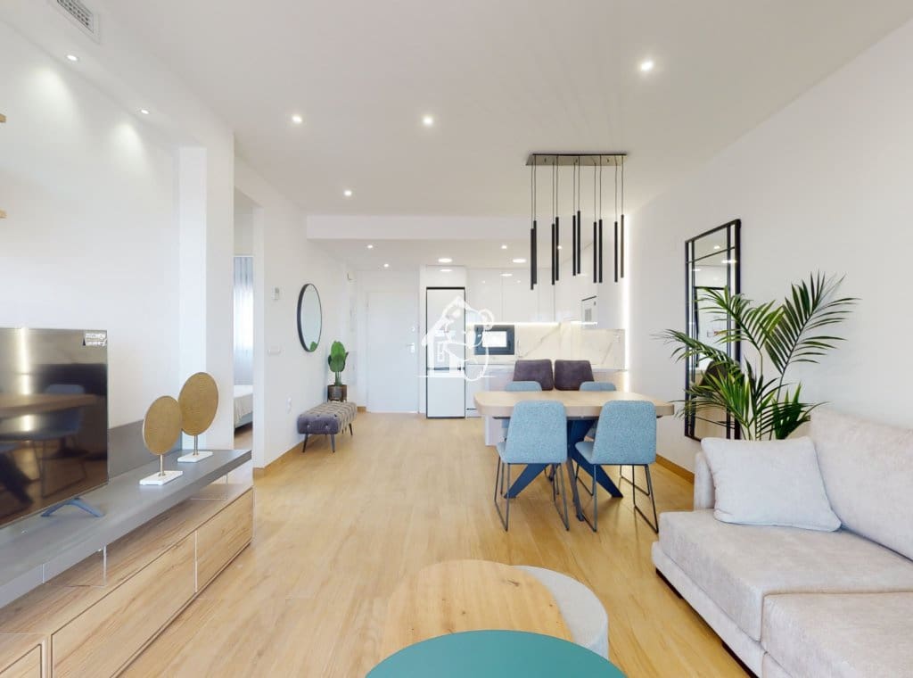 2 soveværelse Bungalow til salg i Torrevieja med swimmingpool - € 269.900 (Ref: 9374677)