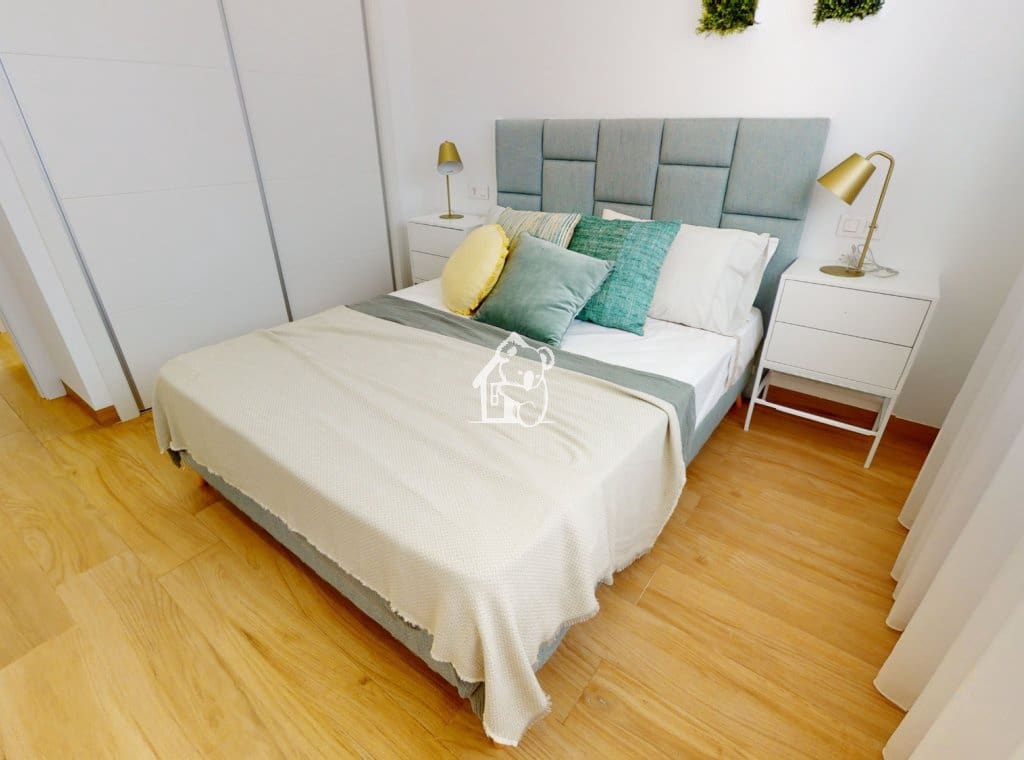 2 soveværelse Bungalow til salg i Torrevieja med swimmingpool - € 269.900 (Ref: 9374677)