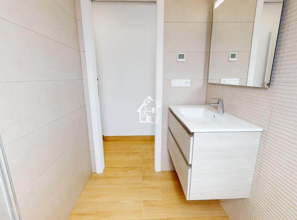 2 soveværelse Bungalow til salg i Torrevieja med swimmingpool - € 269.900 (Ref: 9374677)