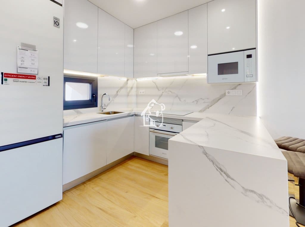 2 soveværelse Bungalow til salg i Torrevieja med swimmingpool - € 269.900 (Ref: 9374677)