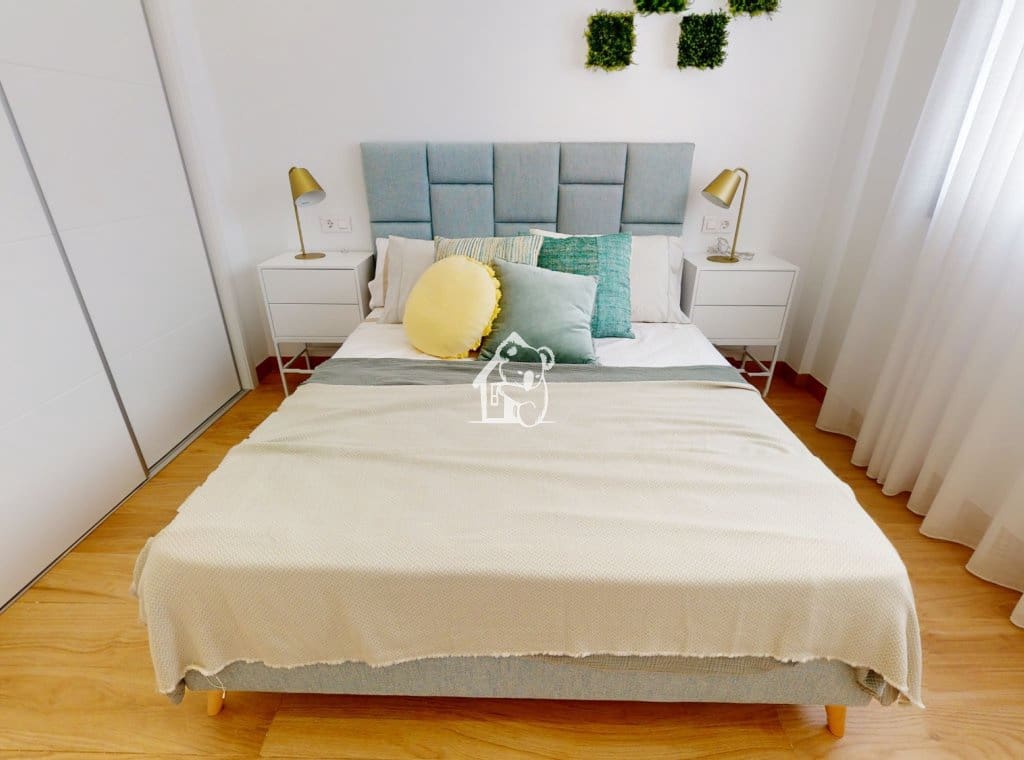 2 soveværelse Bungalow til salg i Torrevieja med swimmingpool - € 269.900 (Ref: 9374677)