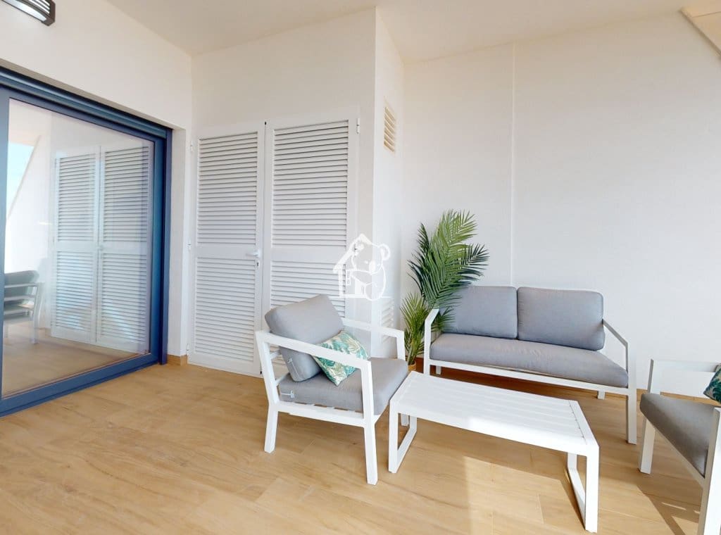 2 soveværelse Bungalow til salg i Torrevieja med swimmingpool - € 269.900 (Ref: 9374677)