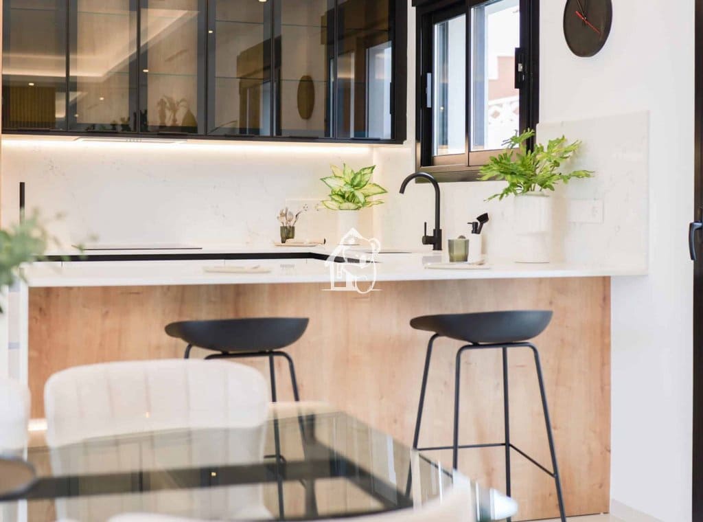 Chalet de 3 habitaciones en Ciudad Quesada en venta con piscina - 813.500 € (Ref: 9374678)