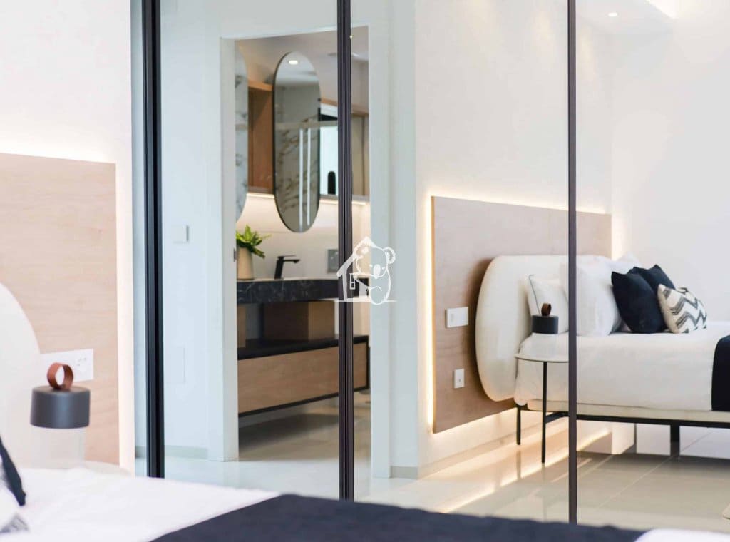 Chalet de 3 habitaciones en Ciudad Quesada en venta con piscina - 813.500 € (Ref: 9374678)