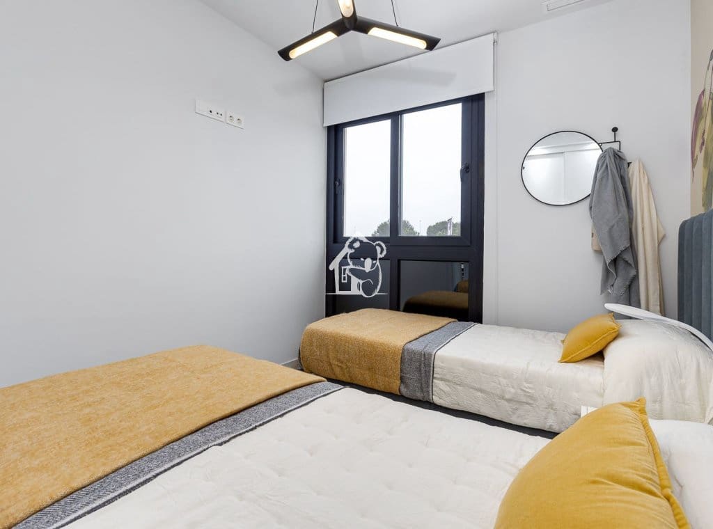 2 soveværelse Lejlighed til salg i Orihuela Costa med swimmingpool - € 272.000 (Ref: 9374847)