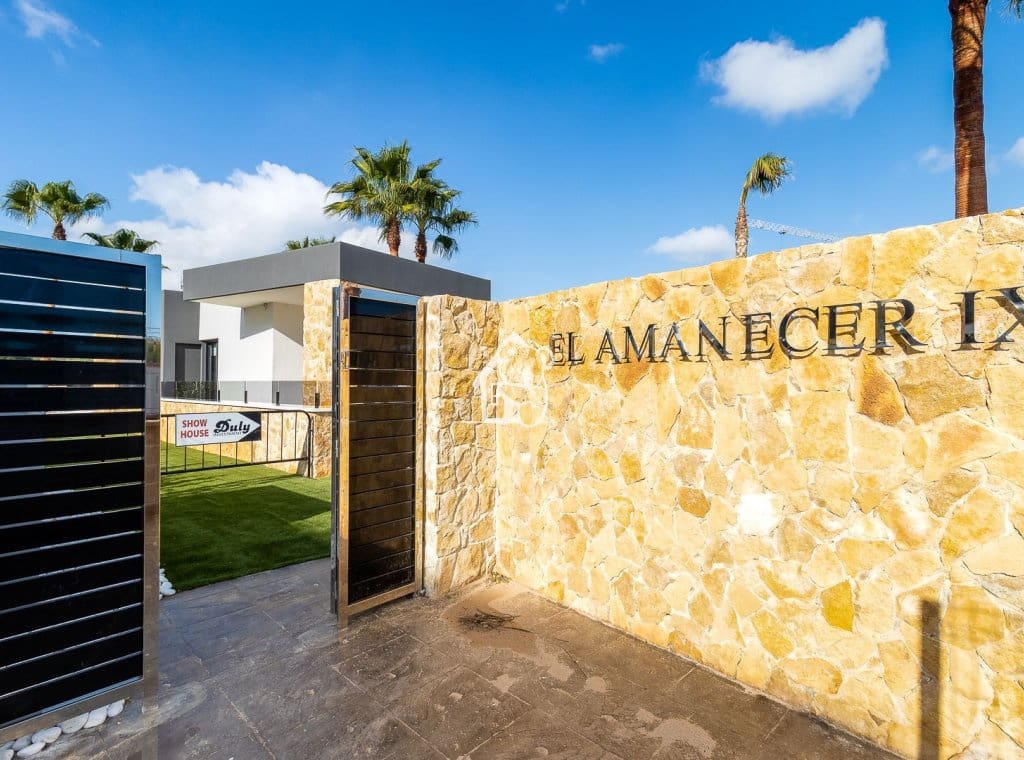 2 soveværelse Lejlighed til salg i Orihuela Costa med swimmingpool - € 272.000 (Ref: 9374847)