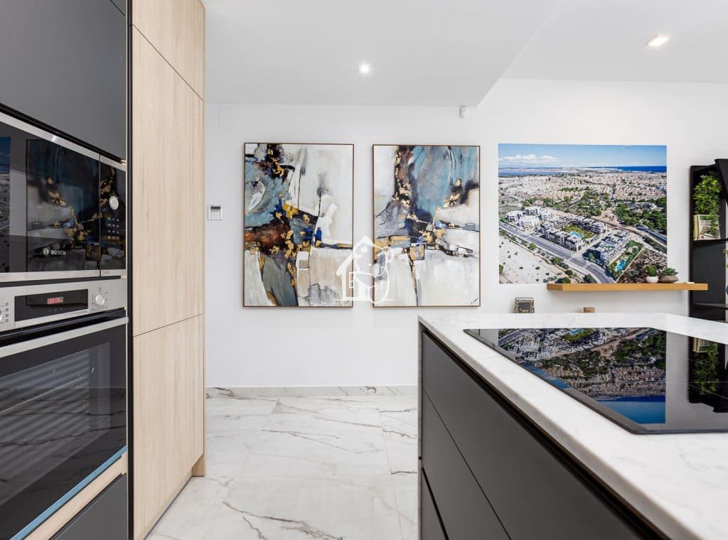 2 soveværelse Lejlighed til salg i Orihuela Costa med swimmingpool - € 272.000 (Ref: 9374847)